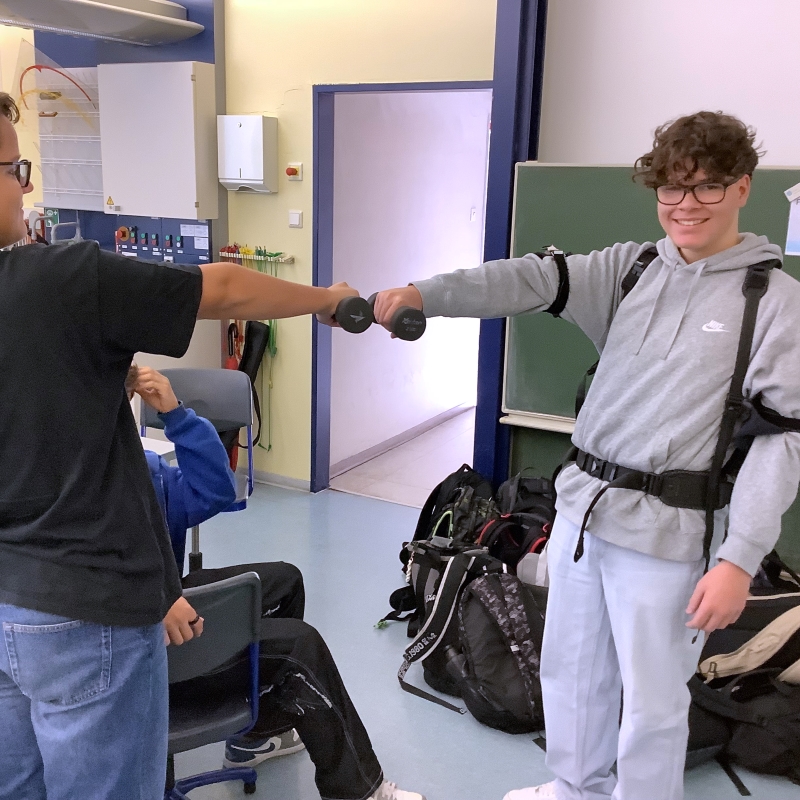 Exoskelett web.jpg